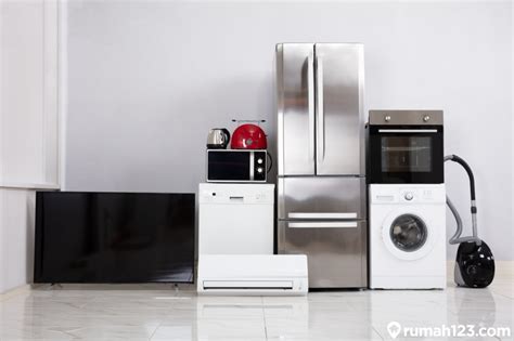 Elektronik, di abad 21 ini, setiap hari semua manusia selalu berurusan dengan perangkat dalam beberapa bentuk seperti gadget, peralatan rumah tangga, komputer, sistem transportasi, telepon seluler, kamera, tv, dll. Umur 7 Barang Elektronik Rumah Tangga, Ternyata Ada Masa ...