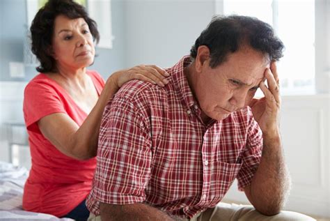 10 Early Warning Signs Of Alzheimers Everyone Should Know About