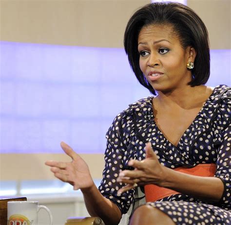 Mode Überraschung Michelle Obama zeigt sich mit Billigkleid in TV WELT