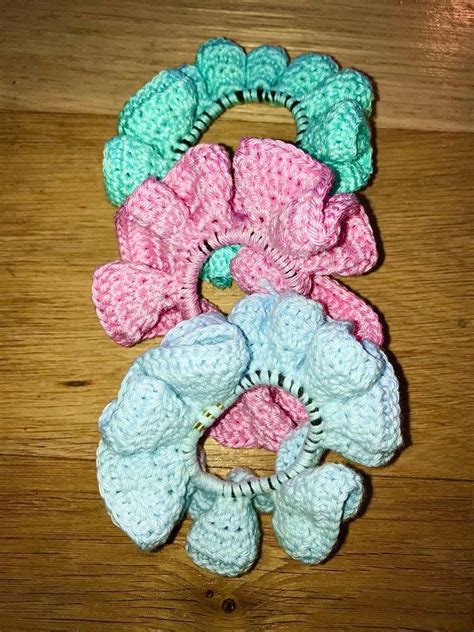 Crocheted Scrunchies Free Pattern
