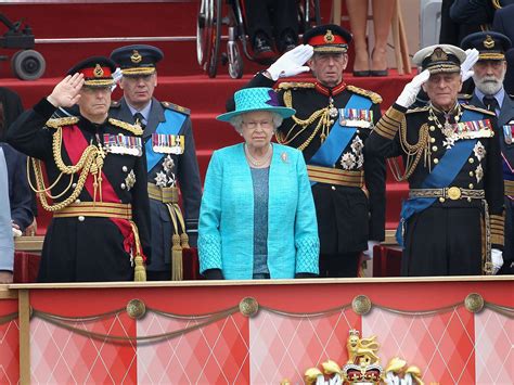 Military Parade For Queens Jubilee Cbs News