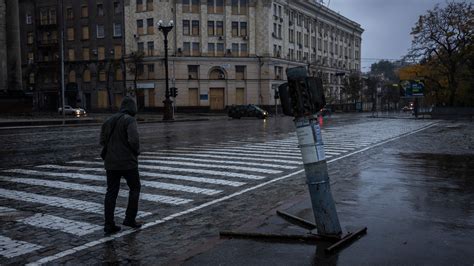 What Russia’s Missile Strikes May Indicate About Its Weapons Stockpile