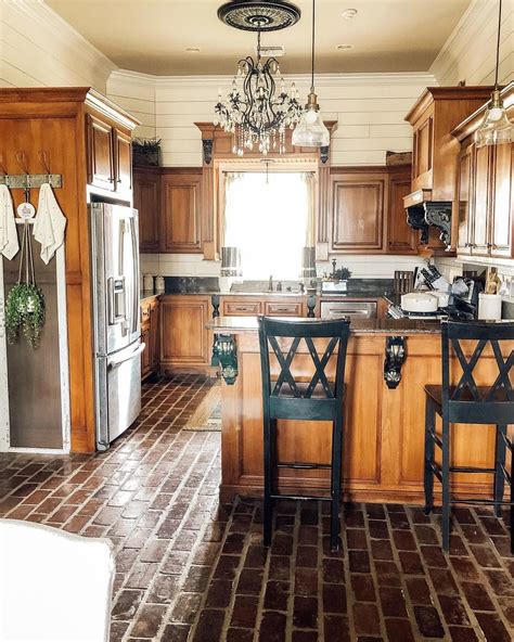 Rustic farmhouse brick/ terracotta tile ideas. Farmhouse kitchen , white and wood kitchen ,farmhouse ...