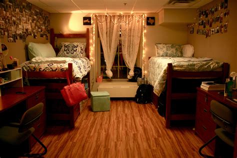 Image Result For Vanderbilt Commons Dorm Room Girls Dorm Room Living