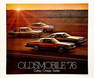 1976 Oldsmobile Cutlass Omega Starfire VTG Car Sedan Sales Catalog