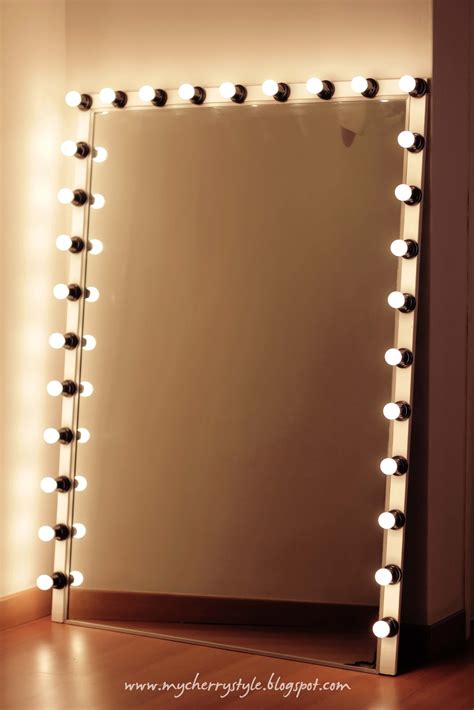 See more ideas about diy, crafts, projects. DIY Hollywood-style mirror with lights! Tutorial from scratch. for real. | my cherry style