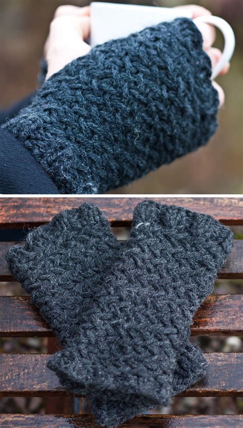 Horizontal herringbone stitch knitting pattern (right side). Herringbone Knitting Patterns | In the Loop Knitting