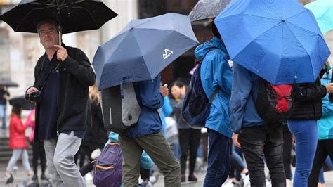 Ribaltone Del Meteo Addio Anticiclone Tornano Le Piogge La Stampa