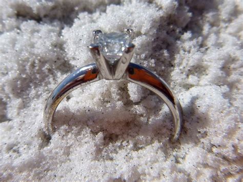 Lost ring and jewelry recovery service. Metal Detecting Club Saves the Day, Finds Florida Bride's ...