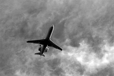 Jet Stream Study Confirms Aircraft Turbulence Risk From Climate Change