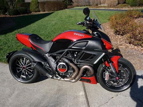 Ducati und diesel präsentieren die exklusive ducati diavel diesel. Custom & PaintJob Pictures - Diavel / xDiavel | Ducati ...
