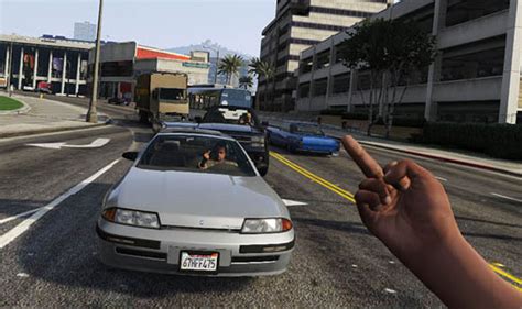Se puede jugar en cualquier pc de altos y bajos recursos. GTA V: Pesadilla en primera persona - Opinión en AnaitGames