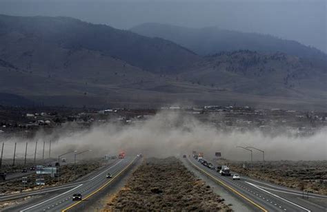 12 Hurt No Power For Thousands In Windy Sierra Storm Las Vegas Sun