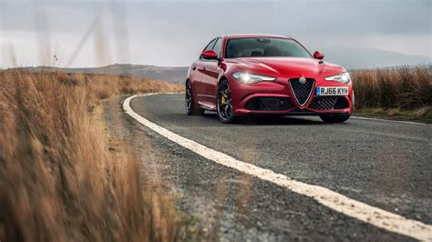 Download The Beauty Of An Alfa Romeo Giulia Quadrifoglio Wallpaper