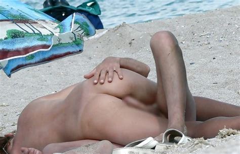 【画像あり】ヌーディストビーチでセ クスしちゃうカップルがエロすぎる・・・（20枚） ポッカキット