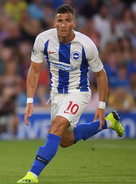 תומר חמד = 698 בגימטריה. תומר חמד כבש והצטיין, 1:2 לברייטון