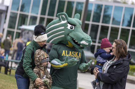 Summer Returns To Uaa With Music And Food Trucks News University Of