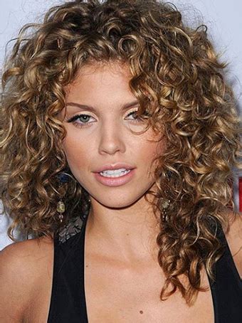 The fade haircut has actually normally been satisfied men with short hair, however recently, guys have been integrating a high discolor with medium or lengthy hair on top. layered curly hair 2c 3a - Google Search | Curly hair ...