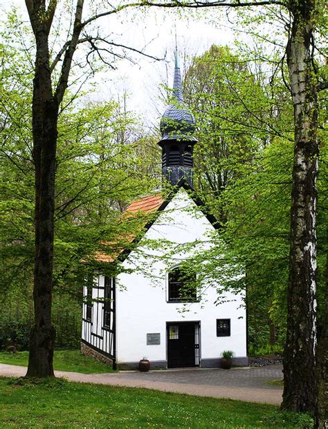 Das rittergut haus wischlingen befindet sich im westlichen dortmunder stadtbezirk huckarde. Nach erfolgreicher Sanierung ist die Kapelle Wischlingen ...