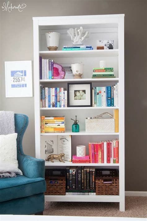 Fast Tip Color Code Your Bookshelf Home Bookcase Decor Home Decor