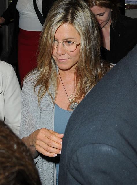 See Jennifer Aniston Sports New Eyewear Ny Daily News