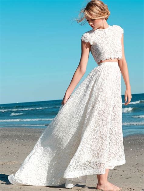 80+ beach wedding dresses that aren't boring af. 10 More Beach Wedding Gowns For the Second Time Around
