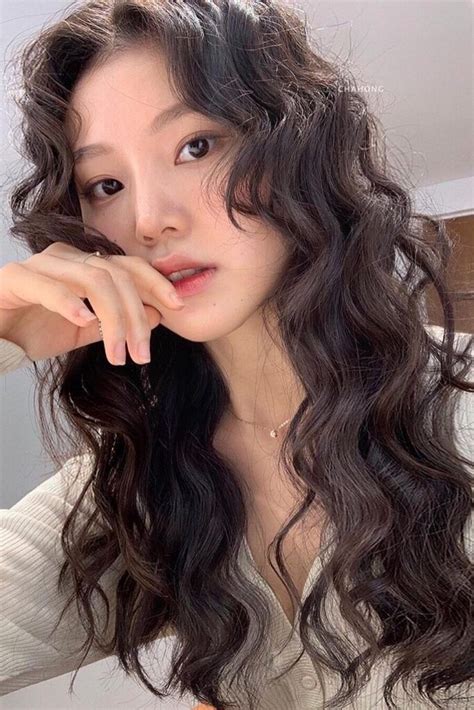 Curly Asian Hair Korean Wavy Hair Curly Hair With Bangs Long Curly
