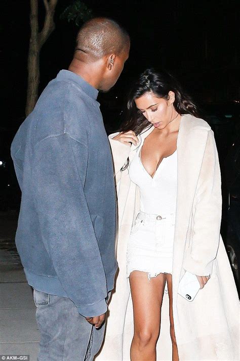 Kim Kardashian Puts On Eye Popping Display In Plunging Top With Kanye West Kim And Kanye Kim