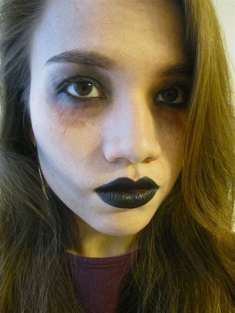 easy zombie makeup that you can do with products you already own braaaaaiiinnnss sold