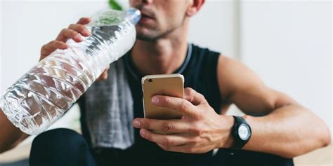 8 Reasons Drinking More Water Is The Key To Reaching Your Fitness Goals