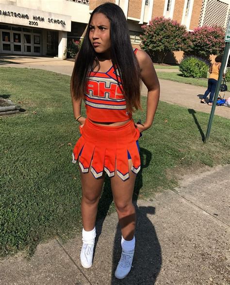 Pin By Avi🧚🏾ana On Telize Bracey Cheerleading Outfits Black Cheerleaders Cheer Outfits