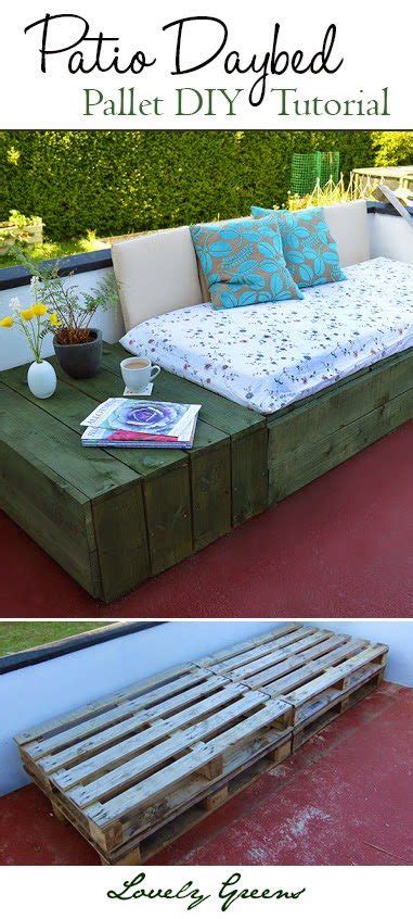 Use Pallets To Create A Modern And Chic Patio Daybed Why Buy