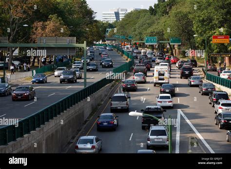Rush Hour Traffic Storrow Drive Boston Massachusetts Stock Photo Alamy