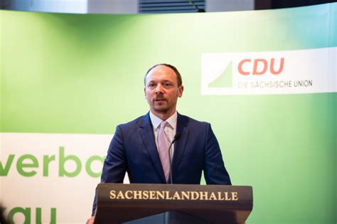 Der ostbeauftragte der bundesregierung marco wanderwitz (cdu) sieht teile der bevölkerung im osten nie in der demokratie angekommen. Marco Wanderwitz (CDU): "Ein blaues und ein grünes Auge ...