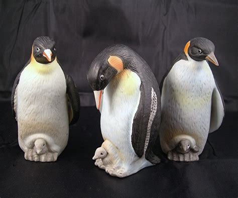 Vintage Penguin Figurines Set Of 3 By Lefton China