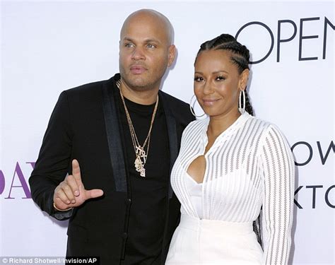 Mel B Clarifies That Shes Heading To Rehab For Ptsd Treatment Daily Mail Online