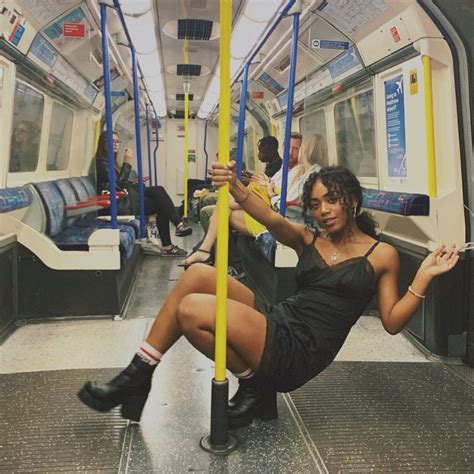 Umi On Instagram “on The Tube 🚇” Black Girl Aesthetic Umi Model