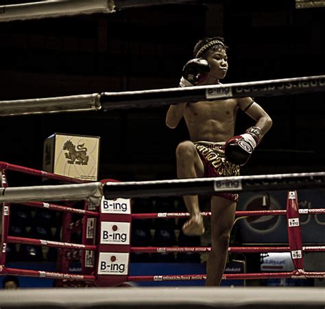 Muay Thai In Bangkok Iii Luchador En Plena Ceremonia Flickr