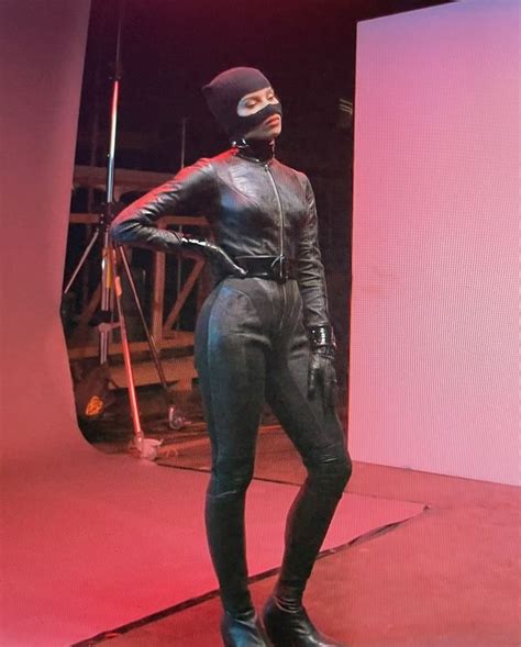 Zoë Kravitz Source On Twitter In 2022 Batman And Catwoman Catwoman