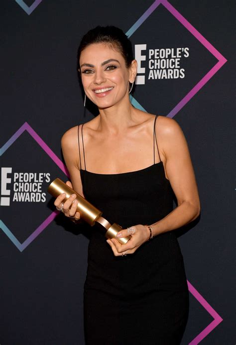 Mila Kunis Peoples Choice Awards 2018 10 GotCeleb