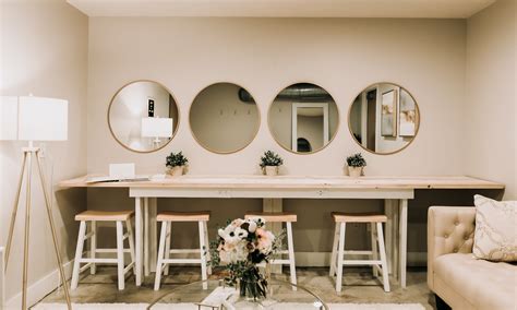 Bright And Modern Bridal Suite For Getting Ready With The Gals At