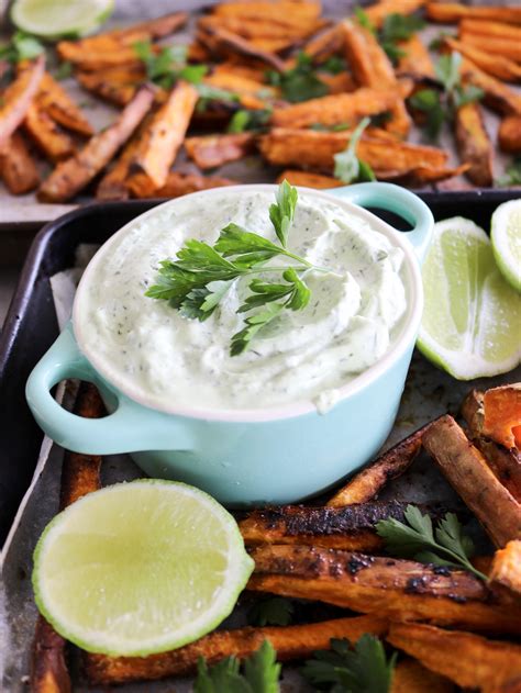 This dipping sauce with vegan mayonnaise, cajun spices, and sriracha has just the right amount of spiciness that pairs perfectly with the sweetness of the sweet potato fries! crunchy sweet potato fries w' zesty dipping sauce - my ...