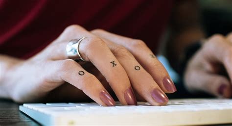 Learn 86 About Do Finger Tattoos Hurt Super Cool In Daotaonec