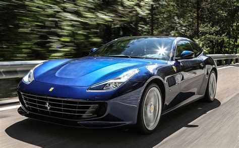 Discover the ferrari gtc4lusso, a powerful and sporty car offering the excitement of the unexpected. Essai Ferrari GTC4 Lusso 2016 - L'Automobile Magazine
