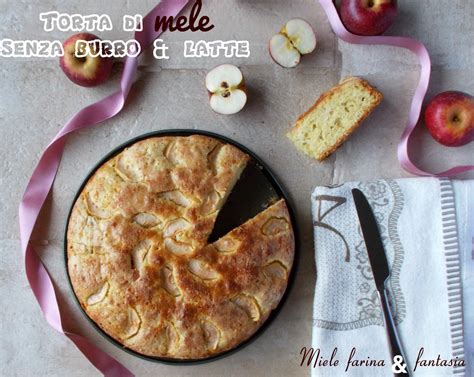 Tagliate le mele a aggiungete al composto la farina precedentemente setacciata, il burro fuso intiepidito e il latte. Torta di mele senza burro e latte - Miele farina & fantasia