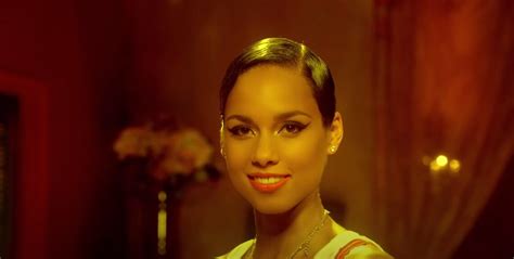 A Look Back At Alicia Keys Girl On Fire Video Rated Randb