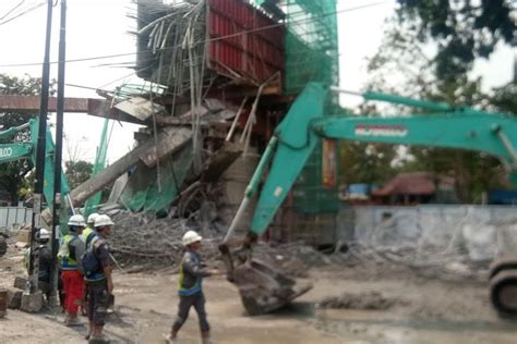 Ini Penyebab Ambruknya Tiang Penyangga Di Proyek Tol Borr Seksi A