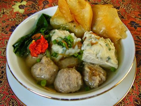 Batagor tentu berbeda dari siomay karena digoreng. Resep Cara Membuat Batagor Kuah Enak Lezat Sedap | Resep ...