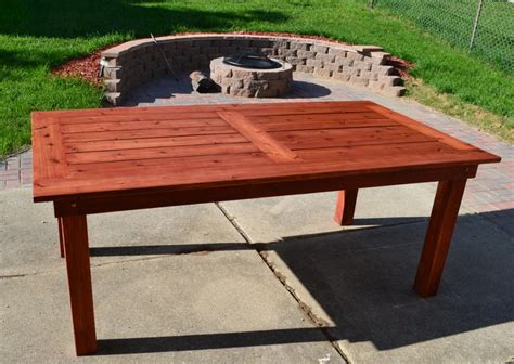 Bryans Site The Finished Diy Cedar Patio Table