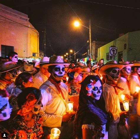 Así Celebran El Día De Muertos En Diferentes Lugares De México Macronews